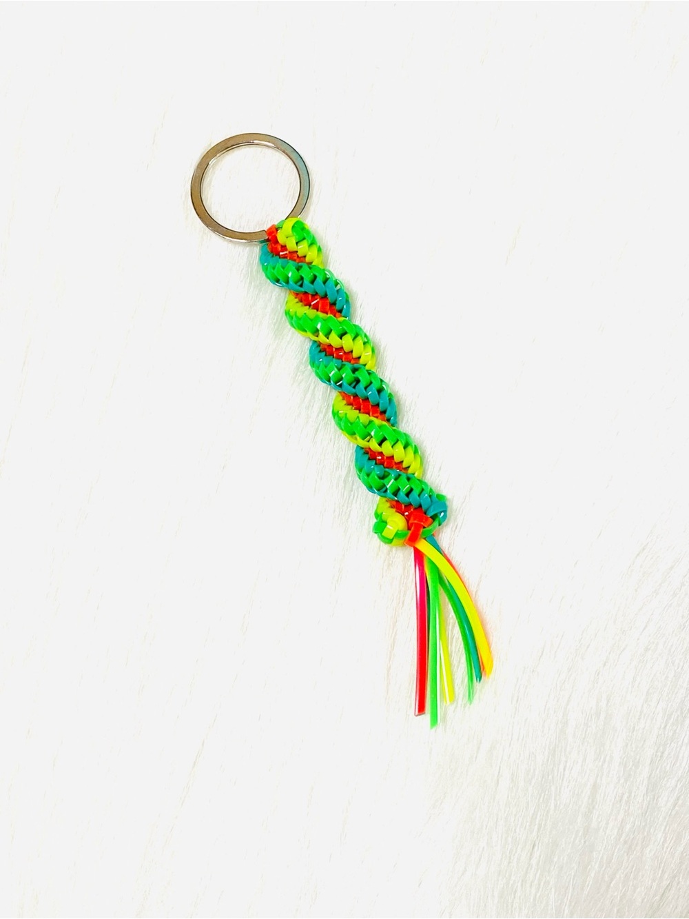 Handmade Y2K Style Spiral Keychain. Colorful Keyring Holder. Cool Twist Keychain